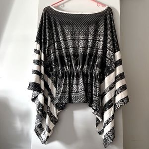 Top- Size: Medium - Color: Grey and White - Brand: Jannette